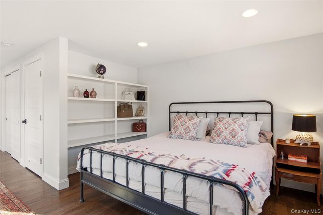 10 Beech Lane, Stony Brook, NY 11790