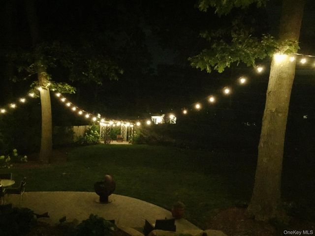 10 Beech Lane, Stony Brook, NY 11790