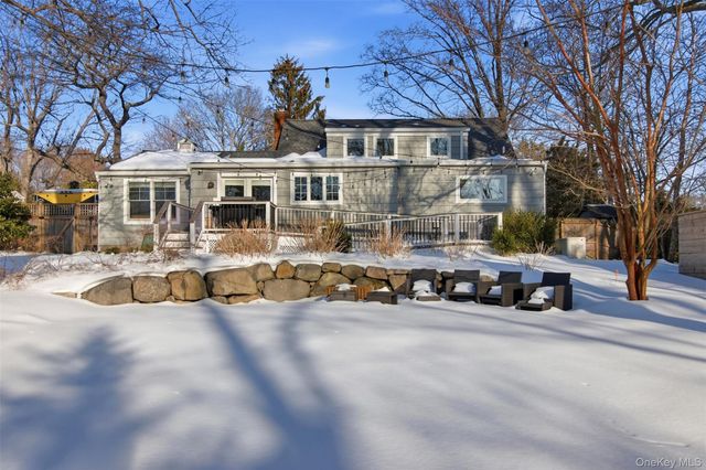 10 Beech Lane, Stony Brook, NY 11790