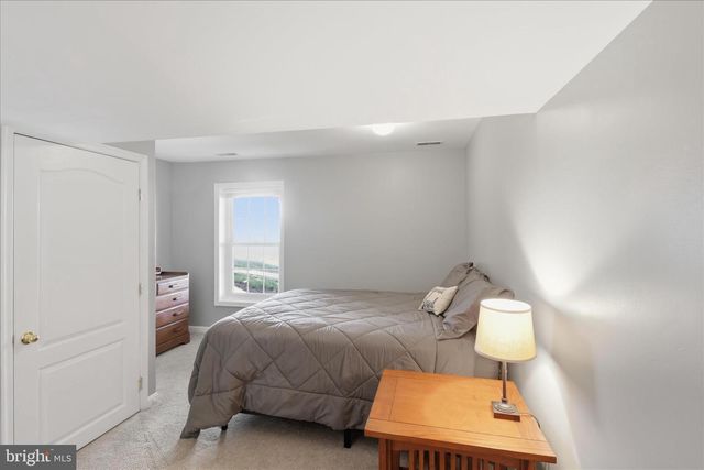 1410 SUMMER SWEET LN, Mount Airy, MD 21771