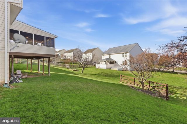 1410 SUMMER SWEET LN, Mount Airy, MD 21771
