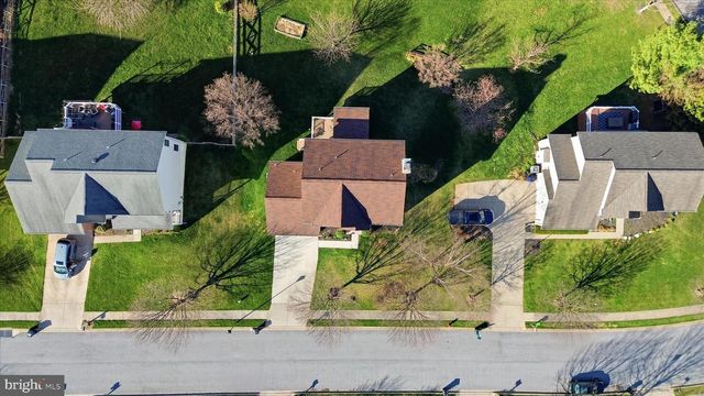 1410 SUMMER SWEET LN, Mount Airy, MD 21771