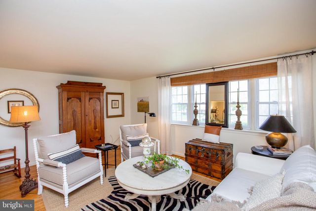 98 E HERON RD, Southampton, PA 18966