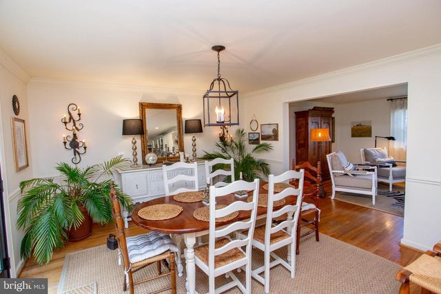 98 E HERON RD, Southampton, PA 18966