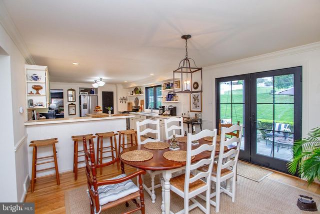 98 E HERON RD, Southampton, PA 18966