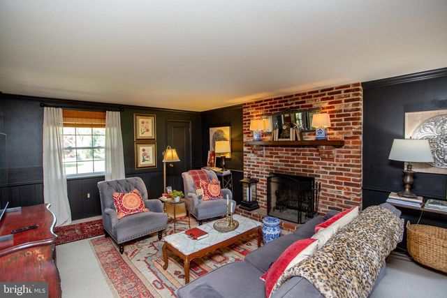 98 E HERON RD, Southampton, PA 18966