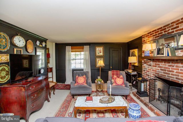 98 E HERON RD, Southampton, PA 18966