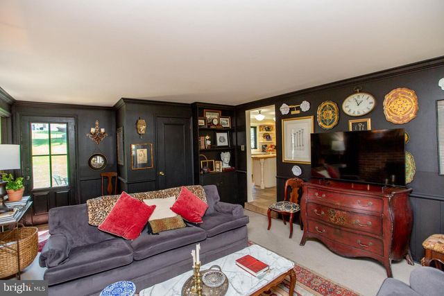 98 E HERON RD, Southampton, PA 18966