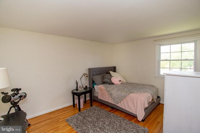 98 E HERON RD, Southampton, PA 18966