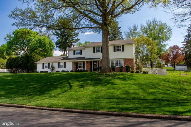 98 E HERON RD, Southampton, PA 18966