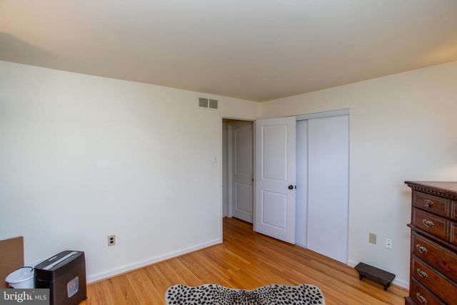 98 E HERON RD, Southampton, PA 18966