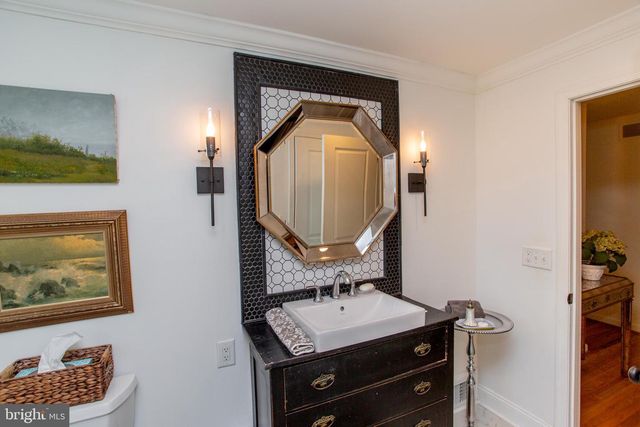 98 E HERON RD, Southampton, PA 18966