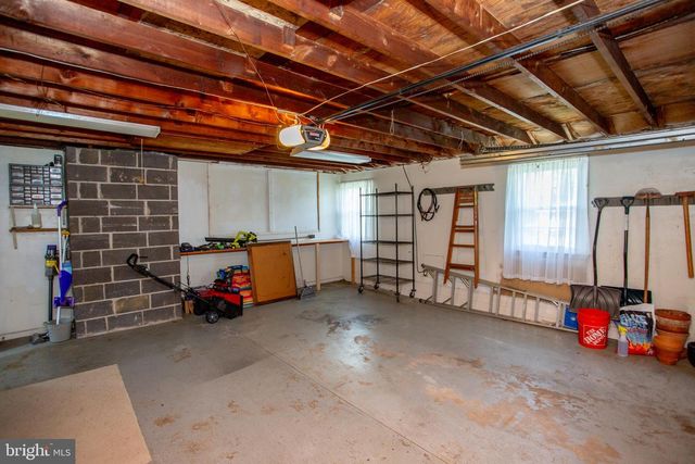 98 E HERON RD, Southampton, PA 18966