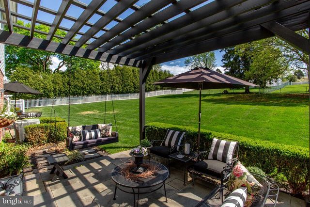 98 E HERON RD, Southampton, PA 18966