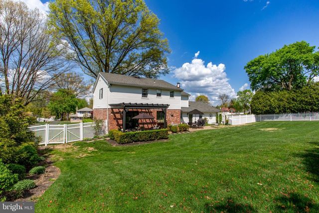 98 E HERON RD, Southampton, PA 18966