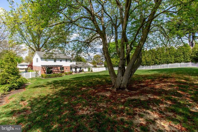 98 E HERON RD, Southampton, PA 18966