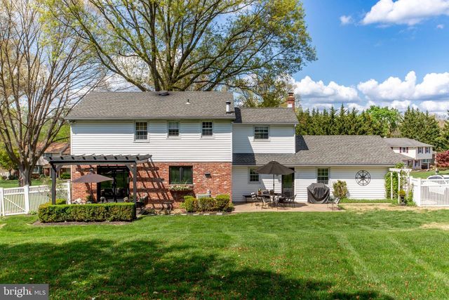 98 E HERON RD, Southampton, PA 18966