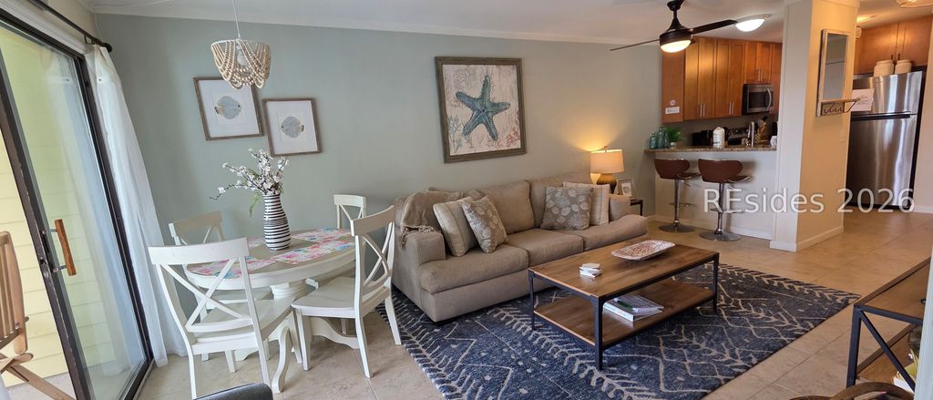 Image 12 of property listing at 663 William Hilton Pkwy Apt 2402, Hilton Head Island, SC 29928