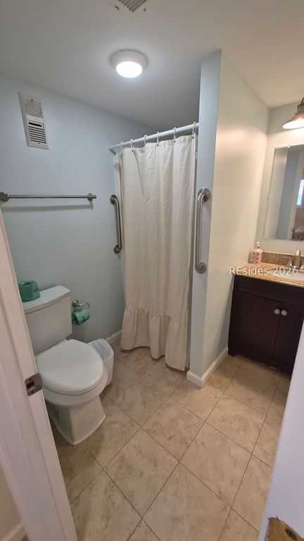 Image 19 of property listing at 663 William Hilton Pkwy Apt 2402, Hilton Head Island, SC 29928