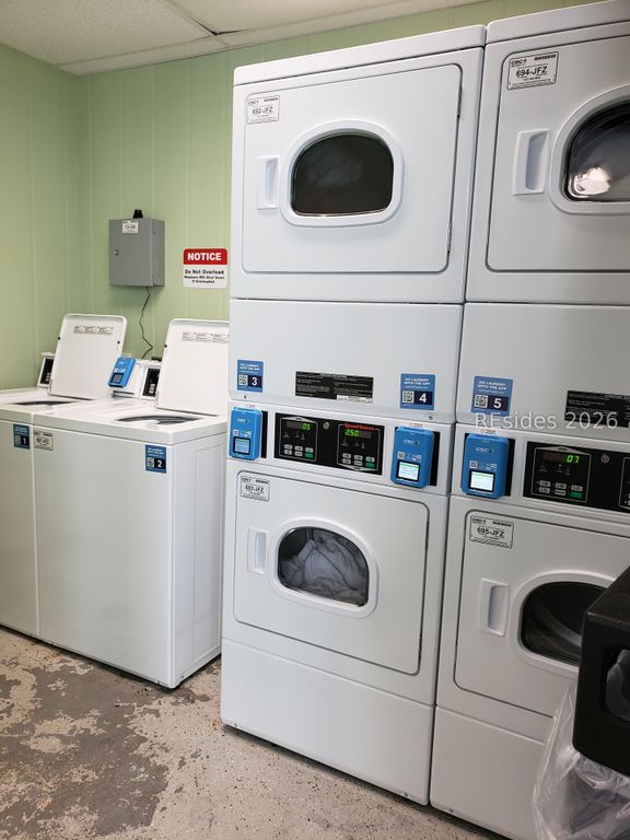 Image 34 of property listing at 663 William Hilton Pkwy Apt 2402, Hilton Head Island, SC 29928