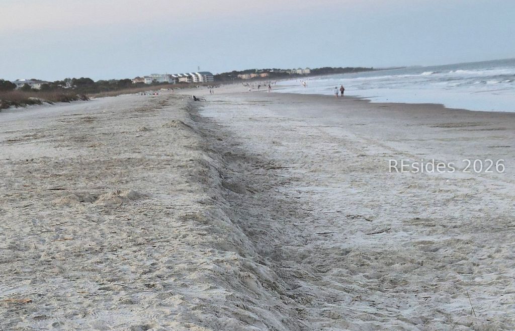 Image 44 of property listing at 663 William Hilton Pkwy Apt 2402, Hilton Head Island, SC 29928