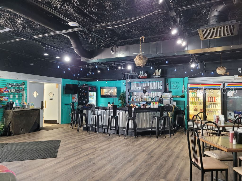 Image 48 of property listing at 663 William Hilton Pkwy Apt 2402, Hilton Head Island, SC 29928