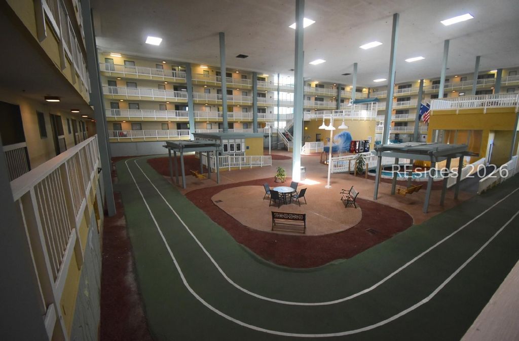 Image 58 of property listing at 663 William Hilton Pkwy Apt 2402, Hilton Head Island, SC 29928