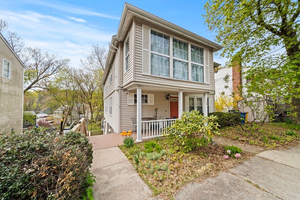 25 Pinedale Rd 1, Boston, MA 02131