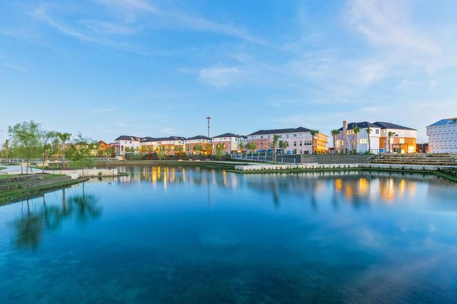 5920 Cottage Grove Lake Drive, Houston, TX 77007