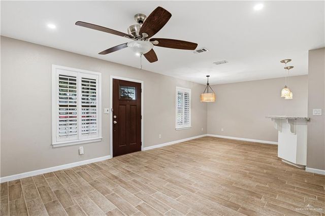 2905 Kingsborough Avenue, Mcallen, TX 78504