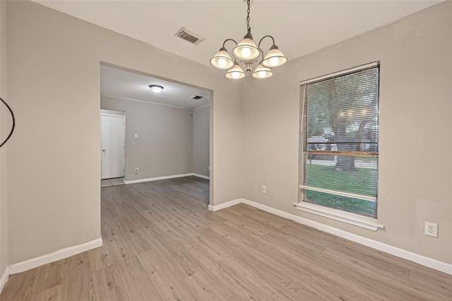 12811 Roandale Drive, Houston, TX 77048