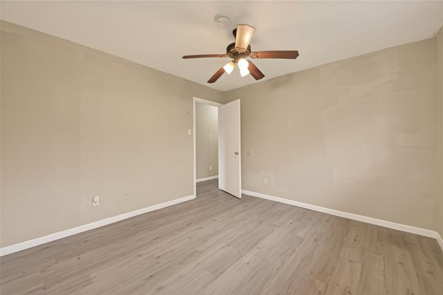 12811 Roandale Drive, Houston, TX 77048