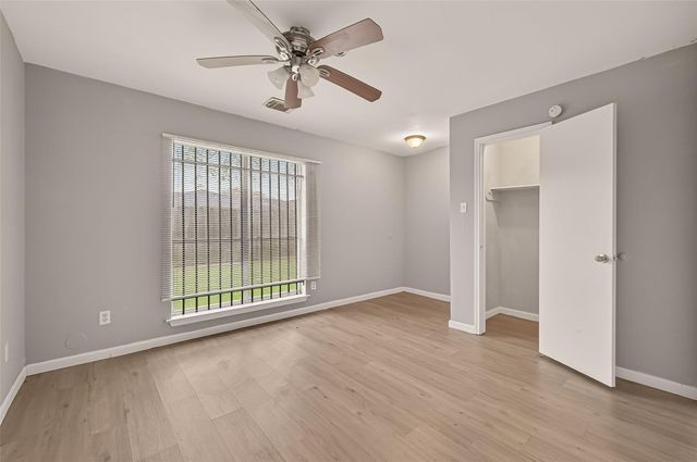 12811 Roandale Drive, Houston, TX 77048