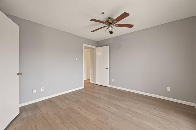 12811 Roandale Drive, Houston, TX 77048