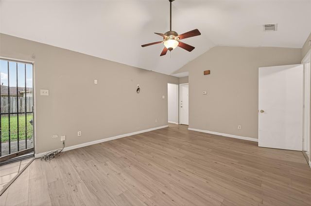 12811 Roandale Drive, Houston, TX 77048