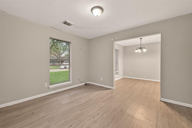 12811 Roandale Drive, Houston, TX 77048
