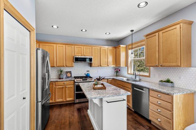 11897 86th Avenue N, Maple Grove, MN 55369
