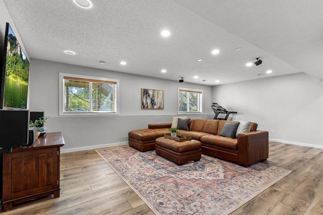 11897 86th Avenue N, Maple Grove, MN 55369