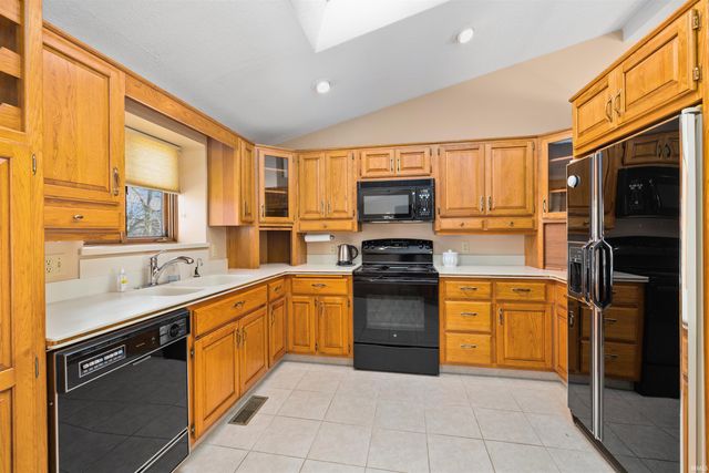 7348 Schwartz Road, Fort Wayne, IN 46835