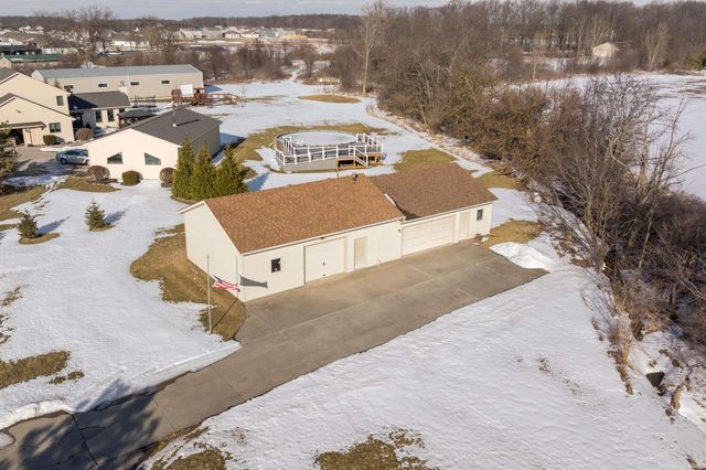 7348 Schwartz Road, Fort Wayne, IN 46835