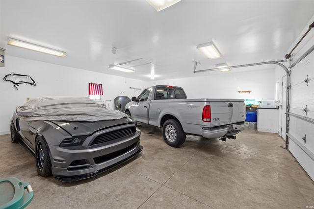 7348 Schwartz Road, Fort Wayne, IN 46835