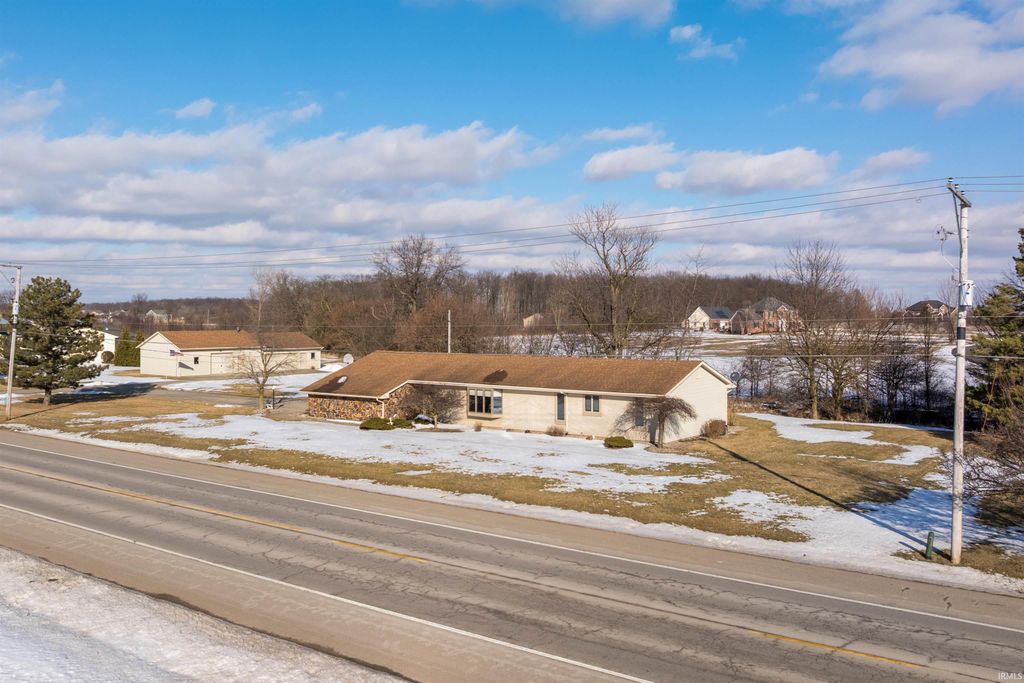 7348 Schwartz Road, Fort Wayne, IN 46835