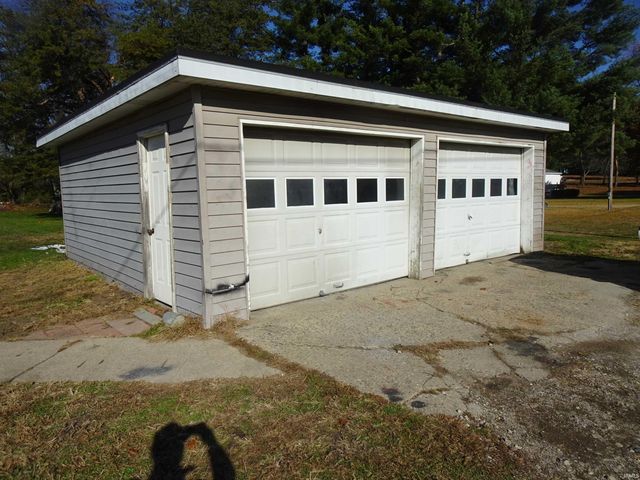 19052 15th Road, Culver, IN 46511