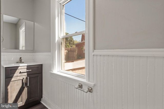 249 N MULBERRY ST, Lancaster, PA 17603