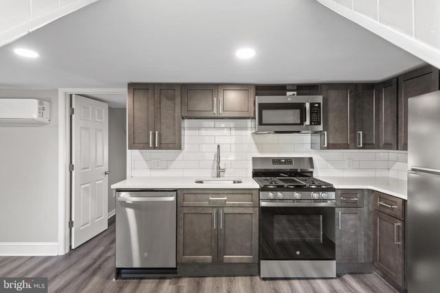 249 N MULBERRY ST, Lancaster, PA 17603