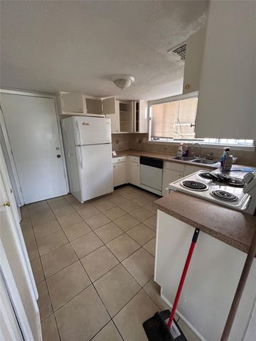 11114 W Bellfort Street, Houston, TX 77099