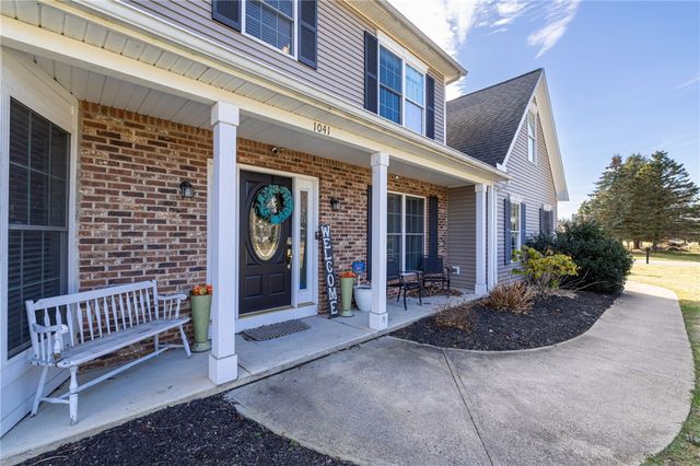 1041 Klem Road, Webster, NY 14580