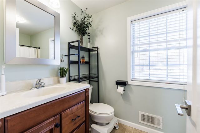 1041 Klem Road, Webster, NY 14580