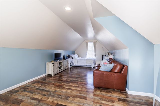 1041 Klem Road, Webster, NY 14580