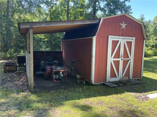 764 Greenway RD, Suffolk, VA 23434